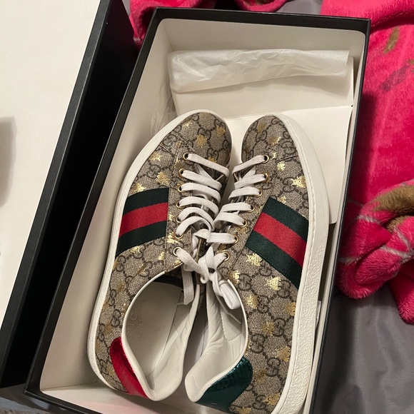 Authentic Men Gucci Shoes - Picture 1 of 4